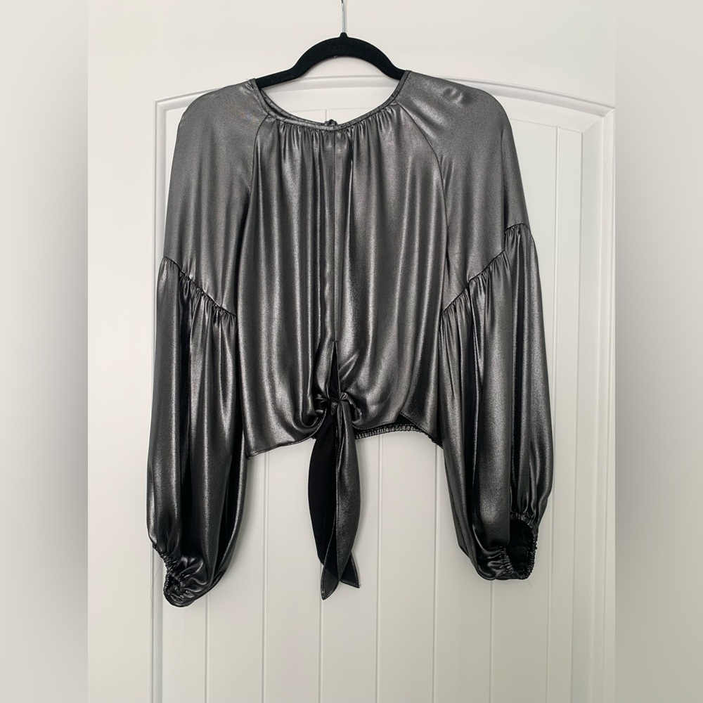 Gianni Bini women's top. Size small and only worn once. Great for new years!